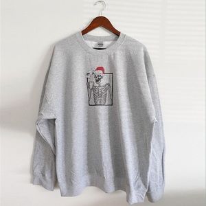 Christmas Skeleton Santa Hat Coffee Mug Grey Crewneck Sweatshirt